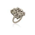 Anello Primavera Perfetta Piccolo, raffinato e armonioso.