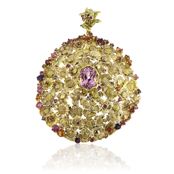 Pendente floreale, un gioiello ispirato alla bellezza della natura.