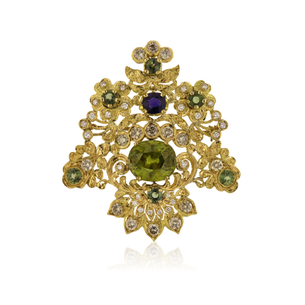 Spilla in stile fiorentino, simbolo di eleganza e tradizione orafa.