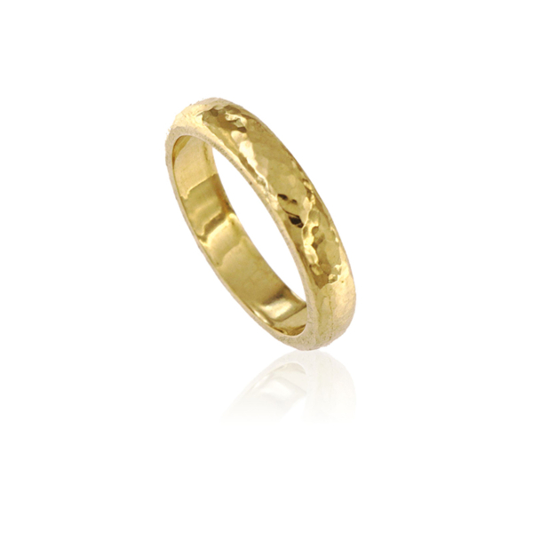 Fede Cesoro, un gioiello di pregio e raffinatezza.