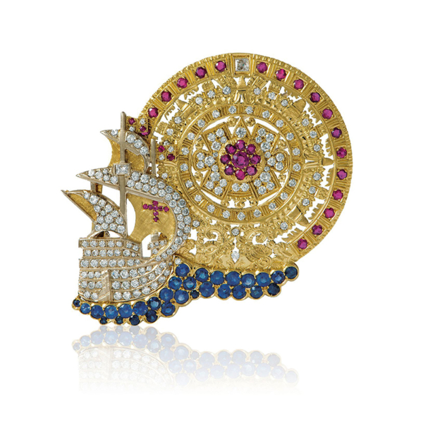 Spilla Caravella, simbolo di esplorazione e raffinatezza.