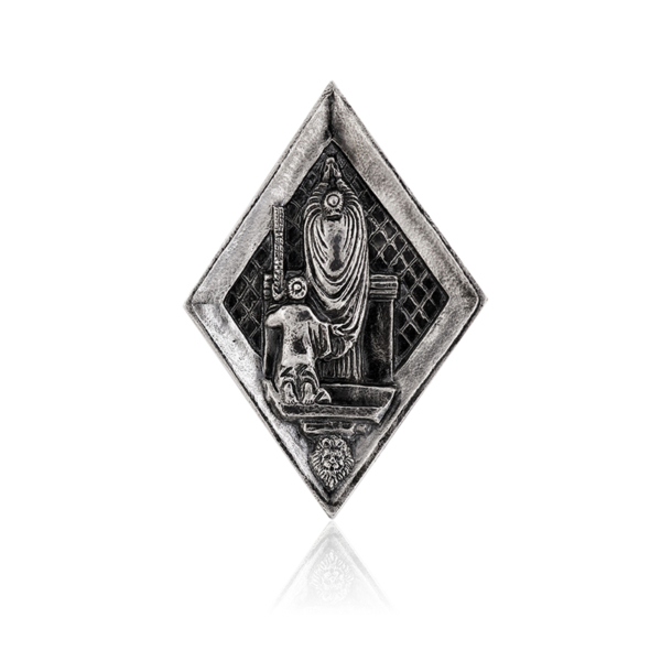 Formella della Comunione, espressione di fede e sacralità.