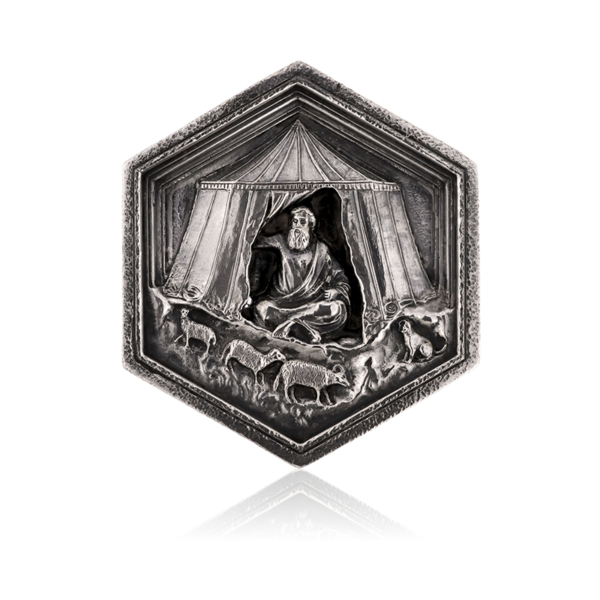 Formella la Pastorizia, espressione di tradizione e vita rurale.