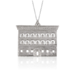 Pendente Facciata di Palazzo Strozzi grande con dettagli unici.