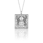 Pendente Grifoni di San Miniato con design simbolico ed elegante.