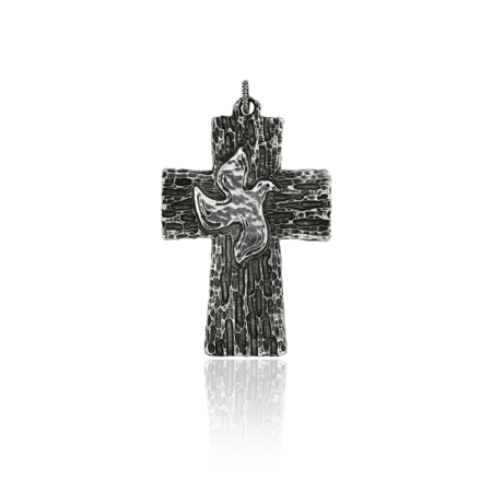 Croce dell’Alleanza in lega argentata con colomba e superficie ispirata alla natura.